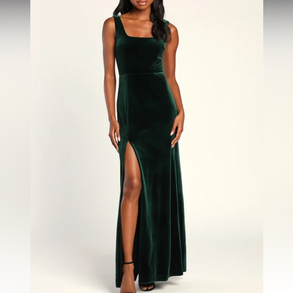 Lulus Emerald Green Velvet Evening Gown XS